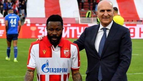 KANGA SE EMOTIVNO OPROSTIO OD CRVENO-BELIH: Delije, volim vas, Zvezda će zauvek biti moj dom!