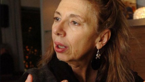 MAJA VOLK KUPILA GROBNO MESTO Na spomeniku napisala: Svi misle da imaju vremena
