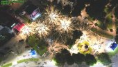 НОВО НАСИЉЕ БЛОКАДЕРА ФОТЕЉАША: У Зајечару по нацистичком моделу претили расељавањем, напали Роме НОВО НАСИЉЕ БЛОКАДЕРА ФОТЕЉАША: У Зајечару по нацистичком моделу претили расељавањем, напали Роме