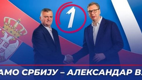 ВИДЕНОВИЋ О ИНЦИДЕНТУ У ЗАЈЕЧАРУ: Мештанин потегао нож на раднике који асфалтирају пут зато што су из СНС, вређао и председника Вучића