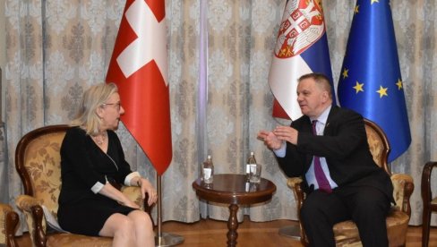 MINISTAR STANKOVIĆ RAZGOVARAO SA AMBASADORKOM AN LUGON-MULEN: Podrška Švajcarske u oblasti dualnog obrazovanja MINISTAR STANKOVIĆ RAZGOVARAO SA AMBASADORKOM AN LUGON-MULEN: Podrška Švajcarske u oblasti dualnog obrazovanja