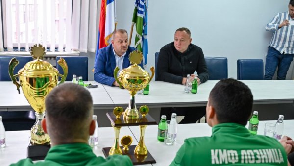 ЗА СЕДАМ ГОДИНА ПОСТОЈАЊА ОСВОЈИЛИ ШЕСТ ТИТУЛА: Пријаме за чланове Клуба малог фудбала Лозница ЗА СЕДАМ ГОДИНА ПОСТОЈАЊА ОСВОЈИЛИ ШЕСТ ТИТУЛА: Пријаме за чланове Клуба малог фудбала Лозница