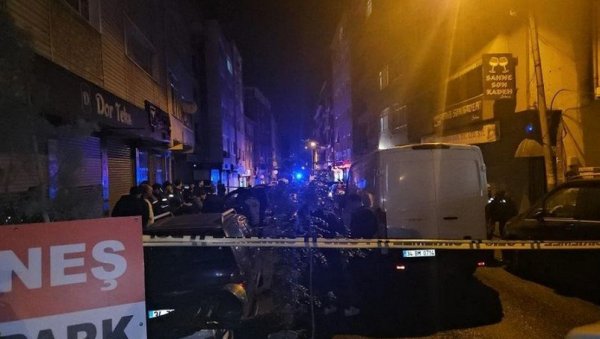 БОМБАШКИ НАПАД У ИСТАНБУЛУ: Бацили гранате на центар за забаву, има повређених (ФОТО)
