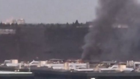УКРАЈИНА ИЗВЕЛА ЈЕДАН ОД НАЈВЕЋИХ НАПАДА НА РУСИЈУ: Аеродроми у Москви затворени, уништена важна фабрика (ВИДЕО) УКРАЈИНА ИЗВЕЛА ЈЕДАН ОД НАЈВЕЋИХ НАПАДА НА РУСИЈУ: Аеродроми у Москви затворени, уништена важна фабрика (ВИДЕО)