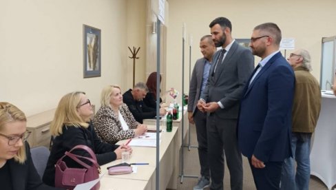 САЈАМ СА СТОТИНУ РАДНИХ МЕСТА: Велико интересовање Вршчана за нове пословне прилике САЈАМ СА СТОТИНУ РАДНИХ МЕСТА: Велико интересовање Вршчана за нове пословне прилике