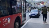 ОКРЕТНИЦА БЛОКИРАНА - КОЛИМА: Чекање аутобуса у Устаничкој због бахатих возача прави је изазов