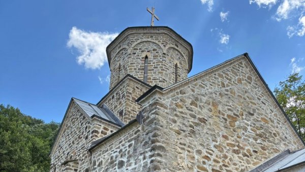 ГДЕ СЕ НАЛАЗИ ТАЈНА ГРОБНИЦА ДЕСПОТА ЂУРЂА БРАНКОВИЋА И ПРОКЛЕТЕ ЈЕРИНЕ? (ВИДЕО) ГДЕ СЕ НАЛАЗИ ТАЈНА ГРОБНИЦА ДЕСПОТА ЂУРЂА БРАНКОВИЋА И ПРОКЛЕТЕ ЈЕРИНЕ? (ВИДЕО)