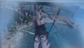 НИЈЕ НИ КУПИЛА КАРТУ, НА ПЛАЖИ ЈОЈ ПОНУДИЛИ БЕСПЛАТНУ ВОЖЊУ: Нови детаљи трагичне смрти Новосађанке у Будви