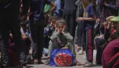 МЕДИЦИНАРИ ДАЈУ КРВ, ПАЛЕСТИНЦИ НЕУХРАЊЕНИ: Ситуација у Појасу Газе се погоршава МЕДИЦИНАРИ ДАЈУ КРВ, ПАЛЕСТИНЦИ НЕУХРАЊЕНИ: Ситуација у Појасу Газе се погоршава