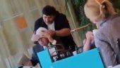 NAPADNUT TOMAS BAH, ČOVEK KOGA MRZE I RUSIJA I UKRAJINA! Evo šta mu je uradio čovek u nemačkom kafiću (VIDEO)