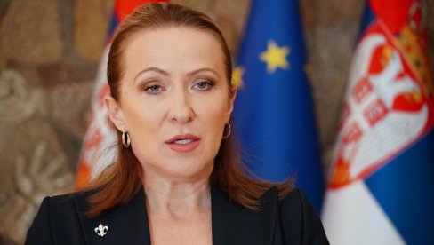 ИНТЕРВЈУ МИНИСТАРКЕ ПАУНОВИЋ ЗА НОВОСТИ: Избори би само продубили кризу ИНТЕРВЈУ МИНИСТАРКЕ ПАУНОВИЋ ЗА НОВОСТИ: Избори би само продубили кризу
