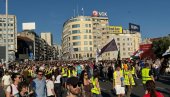 СРАМОТА БЛОКАДЕРА: Злоупотребљавају Видовдан, позивају на радикализацију и грађанску непослушност, желе крв на улицама Србије