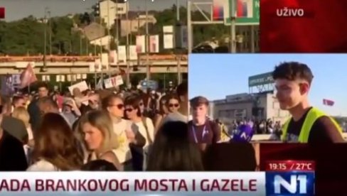 НЕКА ВУЧИЋ ОСТАНЕ НА ВЛАСТИ, НАМА ЈЕ СУПЕР! Блокадер случајно признао прави циљ малтретирања Београда и Србије (ВИДЕО)