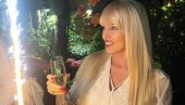 УЖИВА У СЛАВЉУ: Бранка Соврлић гламурозно прославила рођендан (ФОТО)