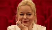 ИСПОД ГЛУМАЧКОГ СМЕХА СКРИВЕНО ЈЕ МНОГО БОЛА: Оља Ђорђевић о представи То смо ми НП Приштина са седиштем у Грачаници