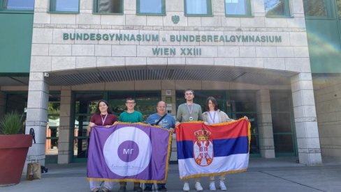 MATEMATIČARIMA SE I  ISTORIJA - POZLATILA: Đaci prestižne beogradske gimnazije osvojili četiri medalje na olimpijadi u Beču