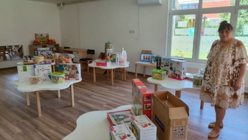 ДОНАЦИЈА ЗА ВРТИЋ: У деспотовачко обданиште стигли намештај и играчке ДОНАЦИЈА ЗА ВРТИЋ: У деспотовачко обданиште стигли намештај и играчке