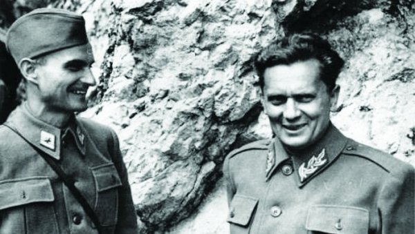 ТИТО УПОРНО ОДБИЈА ДА ИЗАЂЕ ИЗ ПЕЋИНЕ: У току десанта Врховни штаб у пећини није имао никакву везу ни информацију шта се напољу дешава ТИТО УПОРНО ОДБИЈА ДА ИЗАЂЕ ИЗ ПЕЋИНЕ: У току десанта Врховни штаб у пећини није имао никакву везу ни информацију шта се напољу дешава