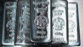 ЦЕНА СРЕБРА ПРЕМАШИЛА РЕКОРДНИХ 65 ДОЛАРА ПО УНЦИ: Инвеститори траже алтернативну имовину