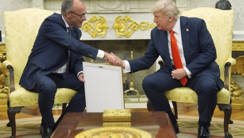 OKUPLJAJU KOALICIJU: Evropski lideri već spremaju bezbednosne garancije Kijevu OKUPLJAJU KOALICIJU: Evropski lideri već spremaju bezbednosne garancije Kijevu