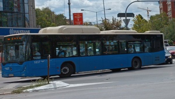 ПОЈАЧАНИ ПОЛАСЦИ АУТОБУСА ЗБОГ ЗАДУШНИЦА: У суботу измењен ред вожње новосадског јавног превоза ПОЈАЧАНИ ПОЛАСЦИ АУТОБУСА ЗБОГ ЗАДУШНИЦА: У суботу измењен ред вожње новосадског јавног превоза
