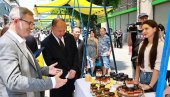 ПРИЛИКА ЗА РАЗМЕНУ ИДЕЈА И ИНОВАЦИЈА: Међународни сајам биља и гљива у Врању, на отварању и амбасадор Кине