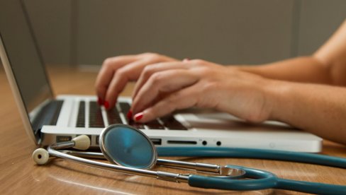PRAVILNIK O E-KARTONU STUPIO NA SNAGU: Primena počinje 1. januara, otkriveni svi detalji PRAVILNIK O E-KARTONU STUPIO NA SNAGU: Primena počinje 1. januara, otkriveni svi detalji