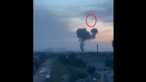 PRENOS NAPADA PRAĆEN UŽIVO: Rusi poslali 407 dronova, 38 krstarećih, 6 balističkih raketa - ovo je samo početak (VIDEO) PRENOS NAPADA PRAĆEN UŽIVO: Rusi poslali 407 dronova, 38 krstarećih, 6 balističkih raketa - ovo je samo početak (VIDEO)