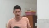 OVAJ SNIMAK MILOŠA PAVLOVIĆA JOŠ NISTE VIDELI: Pogledajte kako drži mlađim kolegama vežbe iz imunologije (VIDEO)