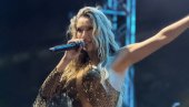 ПЕВАЛА САМ ПОД УПАЛОМ СИНУСА И УШИЈУ: Теа Таировић када је у Нишу у публици видела мајке са малом децом, сва бол и мука су јој нестали (ФОТО