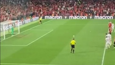 CELA ALBANIJA ČUPALA KOSU: Ovako je Đorđe Petrović odbranio penal u Tirani u sudijskoj nadoknadi vremena (VIDEO)