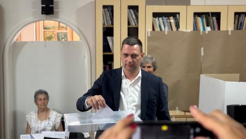 ĐOKIĆ: Nastavljamo da radimo i gradimo za boljitak svih građana Kosjerića ĐOKIĆ: Nastavljamo da radimo i gradimo za boljitak svih građana Kosjerića