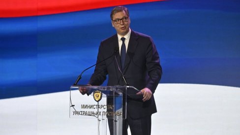 VUČIĆ NA DANU MUP I POLICIJE: Mnogo je teško biti policajac (VIDEO)