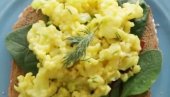 ODLIČAN PRILOG ILI OBROK ZA SEBE: Salata sa karfiolom i jajima ODLIČAN PRILOG ILI OBROK ZA SEBE: Salata sa karfiolom i jajima