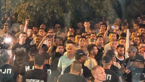 НА НАДЛЕЖНЕ ИНСТИТУЦИЈЕ АПЕЛУЈЕМО ДА РЕАГУЈУ НА ДИВЉАЊЕ БЛОКАДЕРА:  Огласио се Општински одбор СНС Косјерић