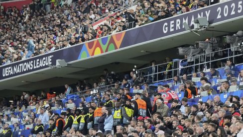 UŽAS U MINHENU: Poginuo navijač nakon pada sa tribine tokom finala Lige nacija