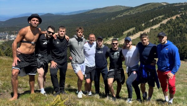 СА КОПАОНИКА СЕ ВИДИ ЗАГРЕБ! Српски рвачи кренули са припремама за Светско првенство СА КОПАОНИКА СЕ ВИДИ ЗАГРЕБ! Српски рвачи кренули са припремама за Светско првенство