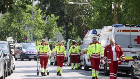 MLADIĆ POBIO 10 ŠKOLARACA U AUSTRIJI: Gde su optužbe, protesti i krvave šake - Gde je opozicija na ulicama? MLADIĆ POBIO 10 ŠKOLARACA U AUSTRIJI: Gde su optužbe, protesti i krvave šake - Gde je opozicija na ulicama?