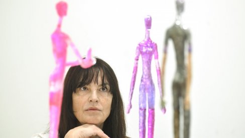 SKULPTURE NA OTVORENOM POLJU LJUBAVI: Jelena Kršić predstavlja novu seriju radova na izložbi Izlečište u galeriji Sanjaj