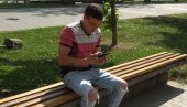 ZABORAVILA CELU PENZIJU NA KLUPI: Pošteni nalazač vratio novčanik penzionerki u Bačkoj Palanci