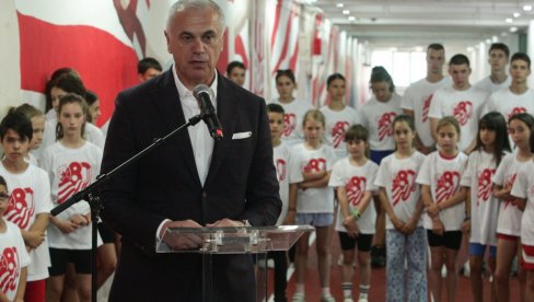KAKAV POKLON! Zvezdan Terzić obelodanio veliku novost na Marakani (FOTO)