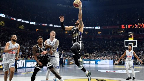 ПАРТИЗАН ДОНЕО ОДЛУКУ: Американац остаје у црно-белом! ПАРТИЗАН ДОНЕО ОДЛУКУ: Американац остаје у црно-белом!