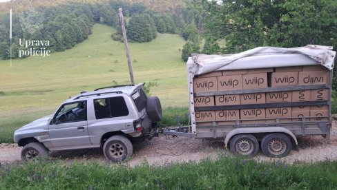 УХАПШЕН МУШКАРАЦ (40) ИЗ ПЛУЖИНА: У мицубишију роба вредна више од 315.000 евра (ФОТО)