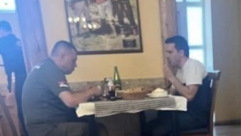 USTAŠE IH KONTROLIŠU: Evo sa kim se sastaje lažni veteran Vukelić (FOTO)