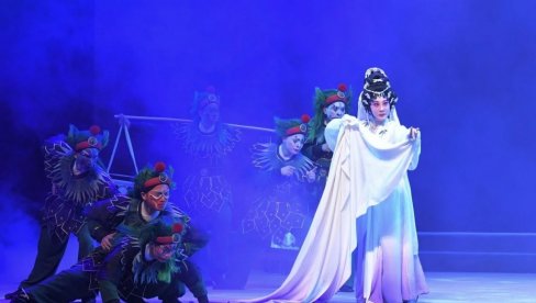KANTONSKA OPERA UZ KUNG FU : Kulturna razmena Srbije i Kine u Novom Sadu