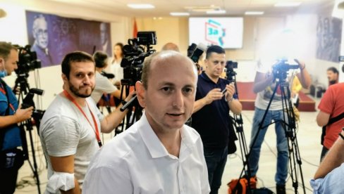 НИСАМ ТРАЖИО ДА КУПЕ АВИОН: Милан Кнежевић о оптужбама да притиска Ер Монтенегро