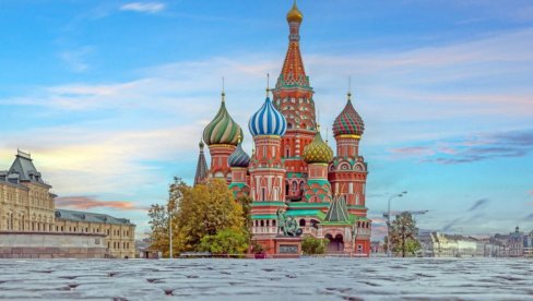 ШТА СЕ ПРИЧА У МОСКВИ? Ово су најпопуларнији језици у Русији