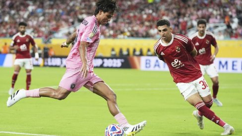 МРЕЖЕ МИРУЈУ У АФРИЦИ: Шампион на тешком испиту у градском дербију