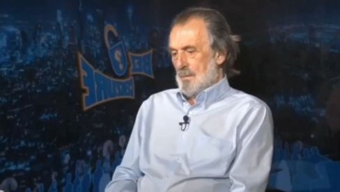 ОД ОВОГА НИЖЕ НЕ МОЖЕ: Вук Драшковић, идеолог блокадера, Вучића упоредио са Хитлером, народу поручио да је глуп, напао СПЦ (ВИДЕО) ОД ОВОГА НИЖЕ НЕ МОЖЕ: Вук Драшковић, идеолог блокадера, Вучића упоредио са Хитлером, народу поручио да је глуп, напао СПЦ (ВИДЕО)