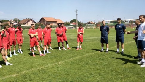 ПРЕКО ЗЛАТИБОРА ЗА АУСТРИЈУ Фудбалери Војводине данас стартовали са припремама